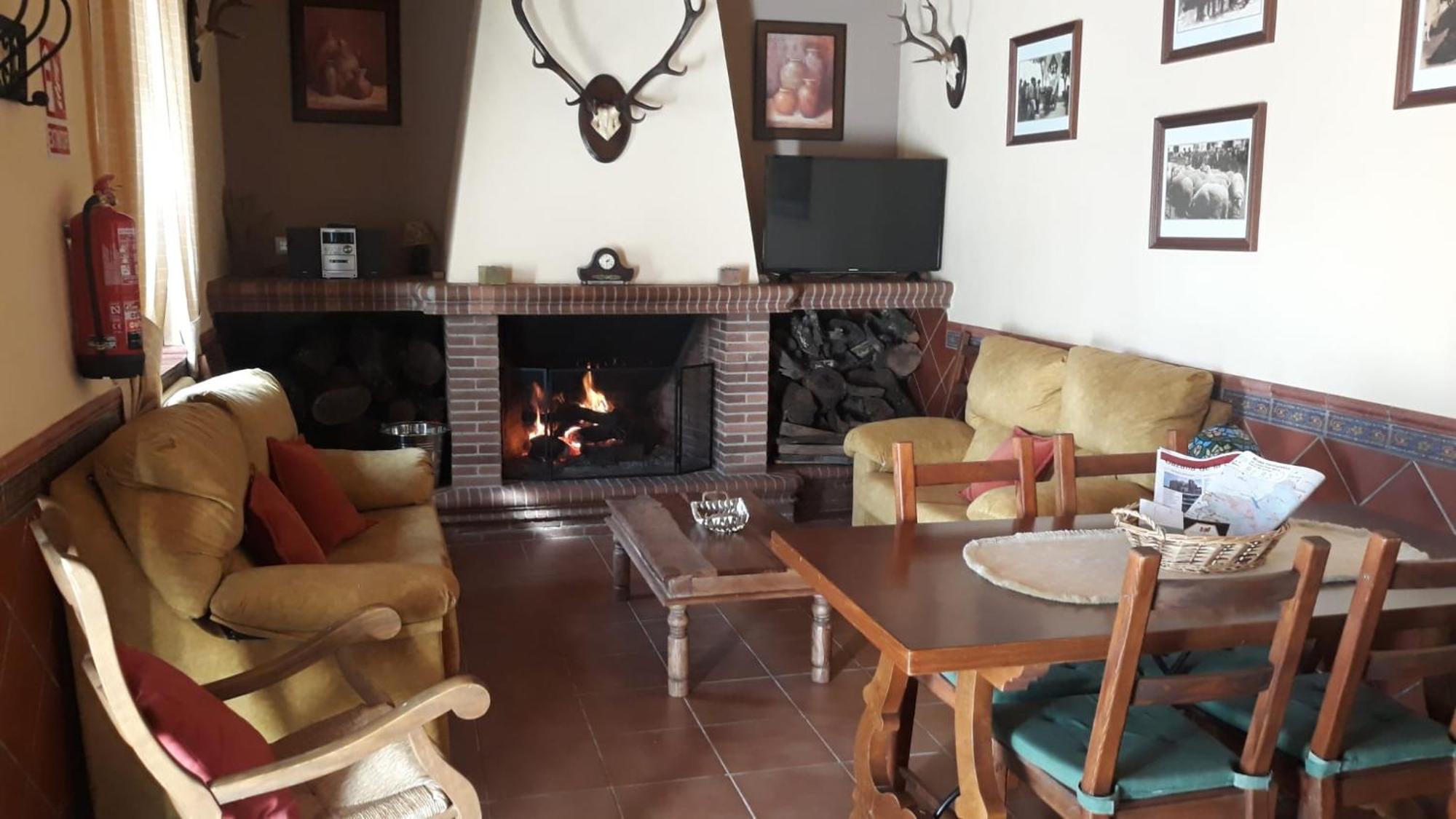 Casa Rural La Dehesilla Cazalla de la Sierra Esterno foto